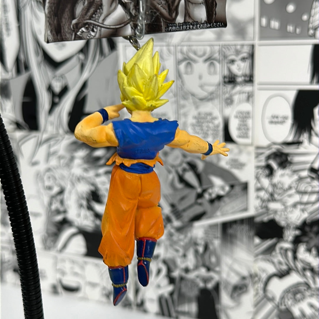 Dragon ball Z - SS Goku (battle damage) HG coloring 3D keychain