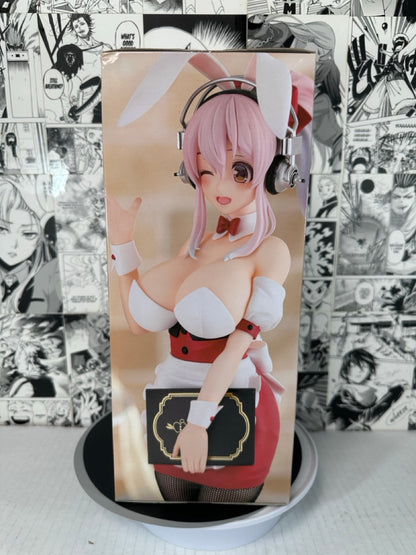 Super Sonico - Super Sonico waitres ver bicute bunnies